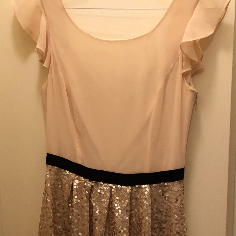 Worn once to a sorority dance, perfect fit
